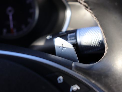 Used 2023 Genesis G80 2.5T image 29