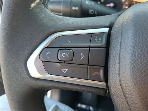 New 2026 Jeep Compass Limited image 16