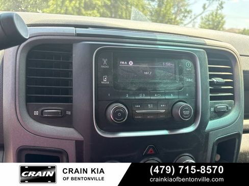 Used 2018 RAM 3500 Tradesman w/ Chrome Appearance Group AWD/4WD image 19
