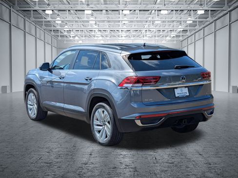 Used 2020 Volkswagen Atlas Cross Sport SE AWD/4WD image 3