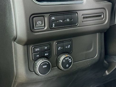Used 2023 Chevrolet Tahoe RST AWD/4WD image 11