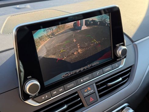 New 2025 Nissan Altima 2.5 SR image 26