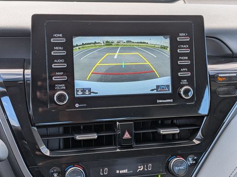 Used 2024 Toyota Camry SE FWD image 23
