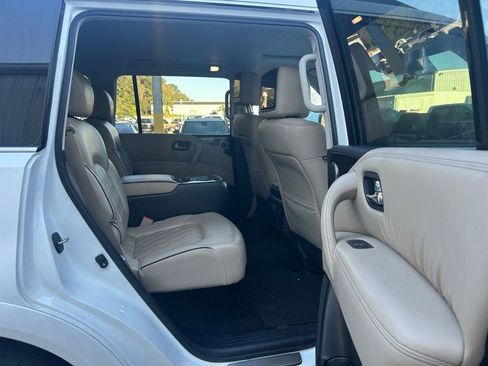 Used 2022 Nissan Armada Platinum w/ Captain's Chairs Package image 10