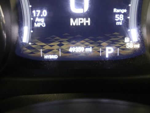 Used 2022 Jeep Wrangler Unlimited Sahara w/ Cold Weather Group AWD/4WD image 37