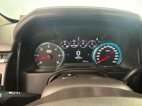 Used 2017 Chevrolet Tahoe Premier AWD/4WD image 4