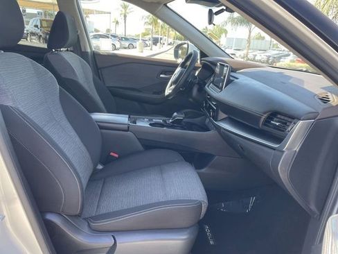 Used 2023 Nissan Rogue SV image 26