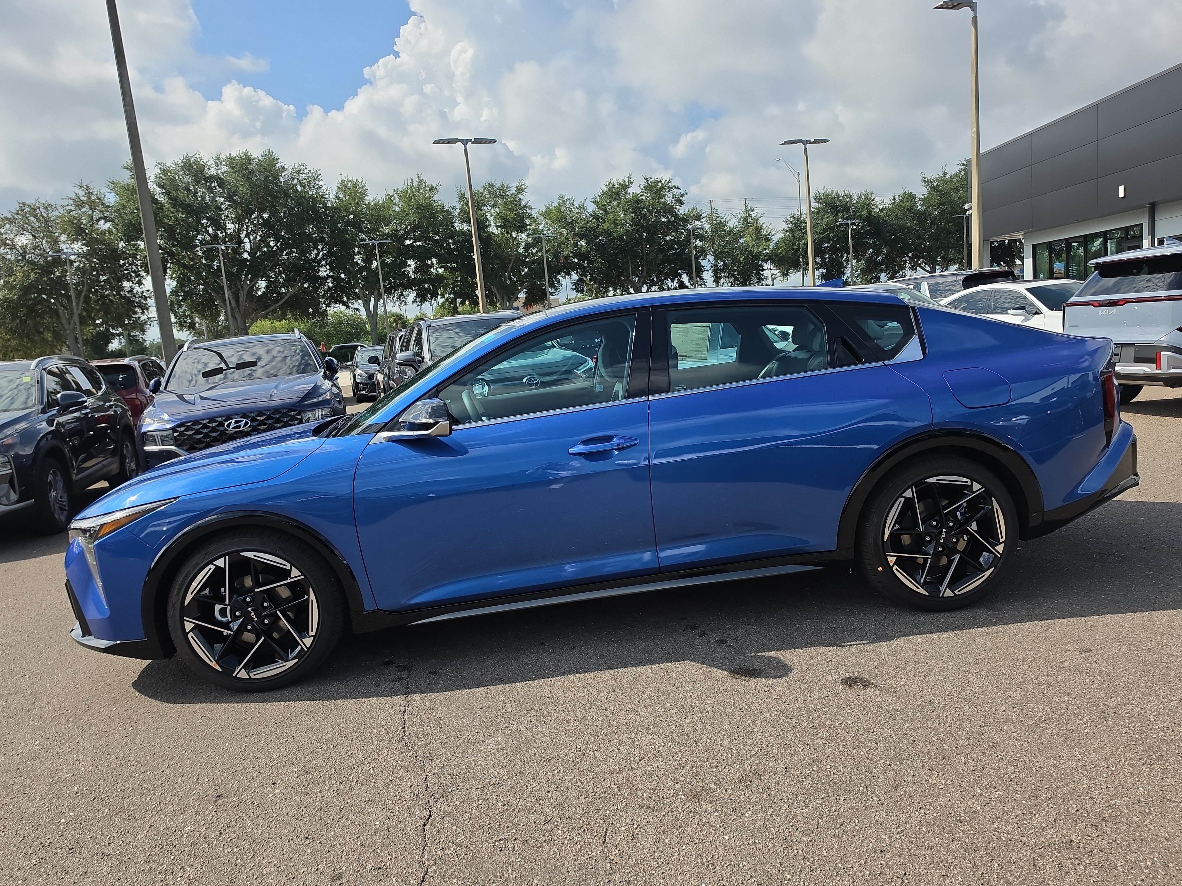 New 2026 Kia K4 GT-Line Turbo w/ GT-Line Sunroof Package FWD image 5