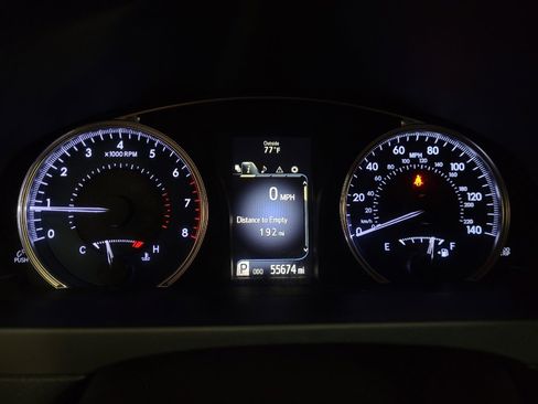 Used 2016 Toyota Camry XLE FWD image 23