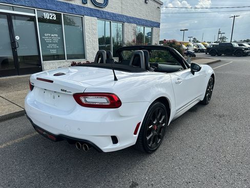 Used 2019 FIAT 124 Spider Abarth w/ Convenience Group RWD image 6