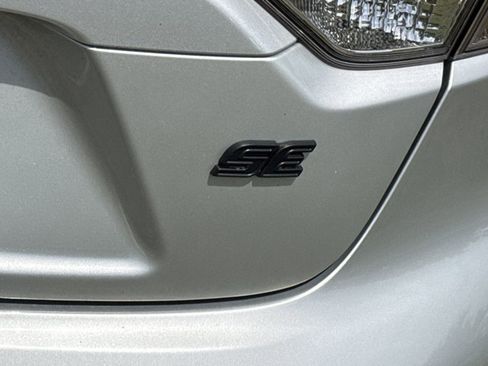 Used 2025 Toyota Corolla SE FWD image 4