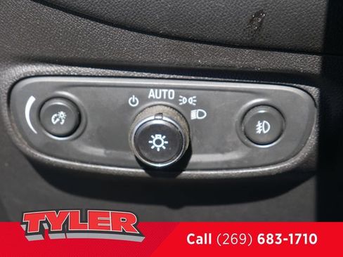 Used 2020 Chevrolet Equinox LT AWD/4WD image 20