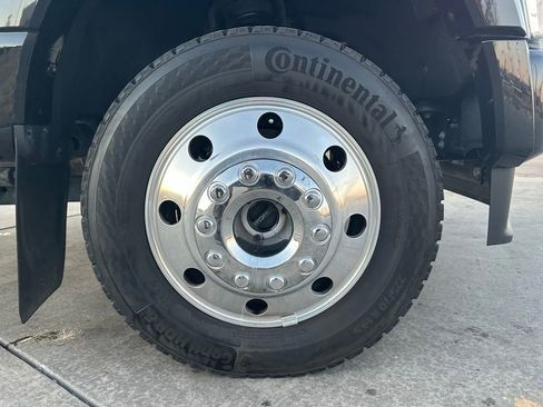 Used 2025 Ford F450 Platinum image 34