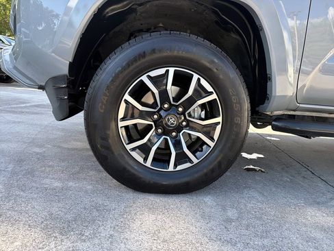 Used 2021 Toyota Tacoma TRD Sport RWD image 17