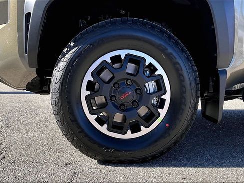 New 2026 Toyota Tacoma TRD Off-Road AWD/4WD image 12