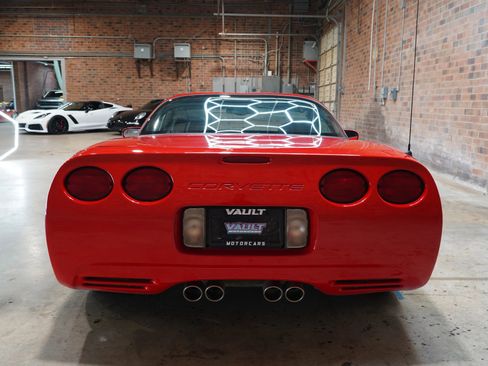 Used 2002 Chevrolet Corvette Z06 w/ Memory Pkg RWD image 13