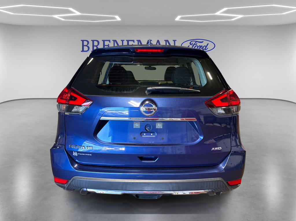 Used 2018 Nissan Rogue S AWD/4WD image 7