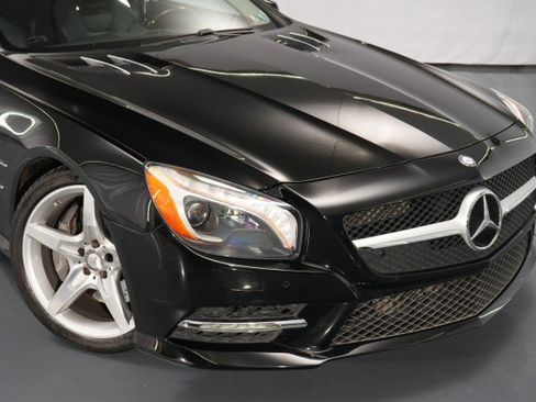 Used 2014 Mercedes-Benz SL 550 image 13