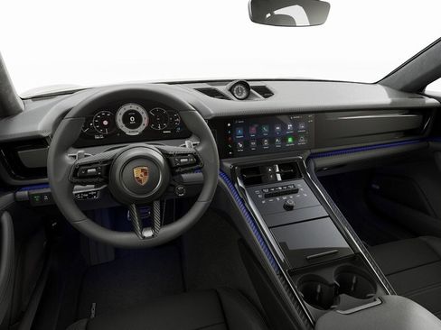 New 2026 Porsche Panamera GTS image 4