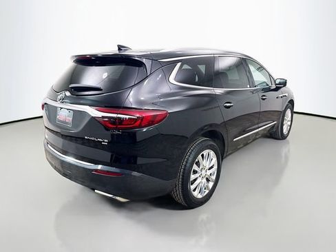 Used 2019 Buick Enclave Essence image 9