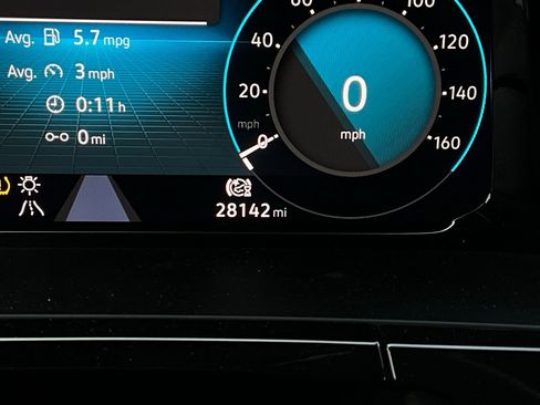 Used 2025 Volkswagen Atlas Cross Sport SE image 40