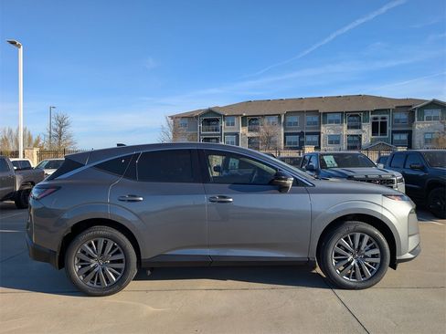 New 2026 Nissan Murano SL image 3