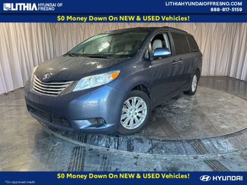 Used 2013 Toyota Sienna Limited image 1
