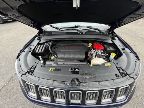 Used 2019 Jeep Compass Trailhawk w/ Cold Weather Group AWD/4WD image 21