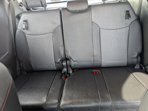 Used 2023 Toyota Sienna XSE image 28