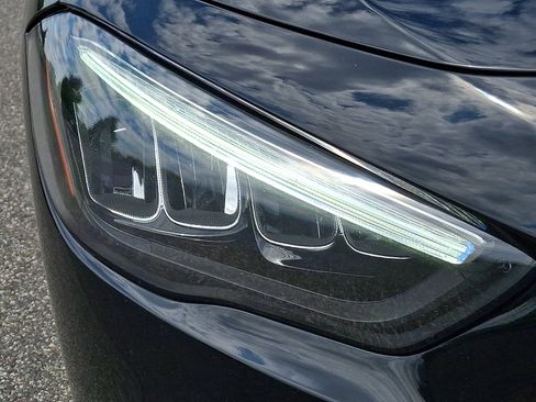 Used 2025 Mercedes-Benz GLA 250 image 9