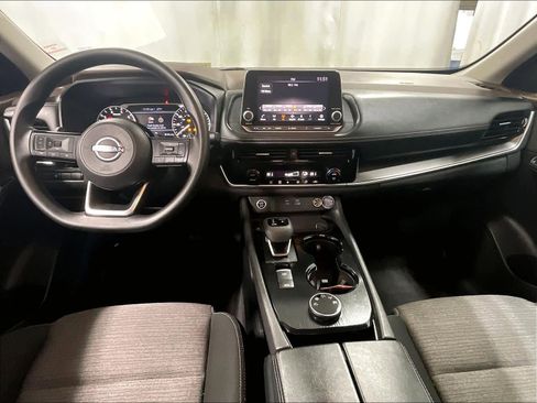 Used 2022 Nissan Rogue SV image 21