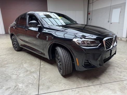 Certified 2023 BMW X4 xDrive30i w/ M Sport Package image 7