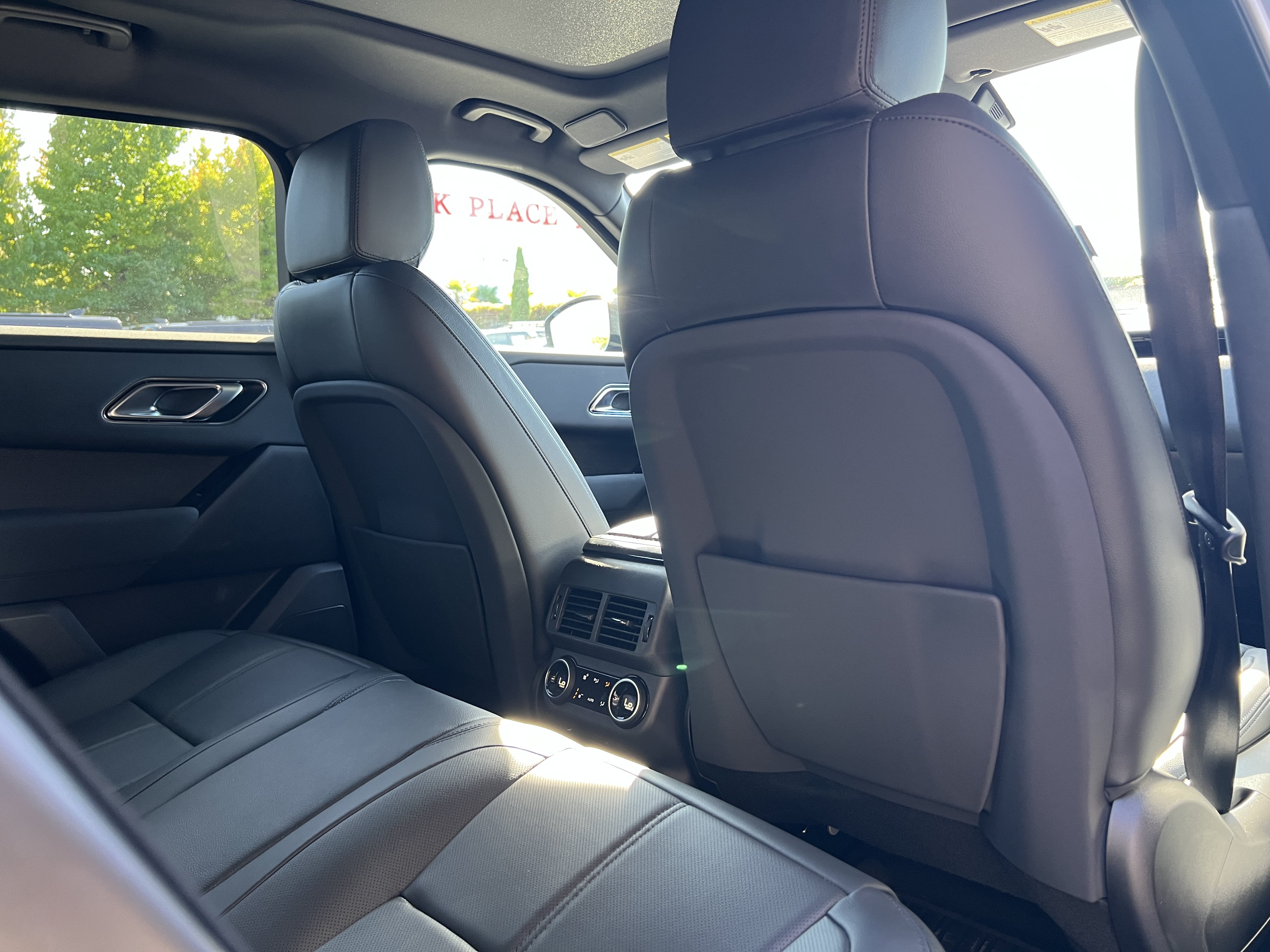 New 2025 Land Rover Range Rover Velar S AWD/4WD image 14