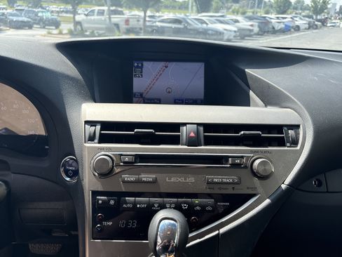 Used 2015 Lexus RX 450h AWD image 23