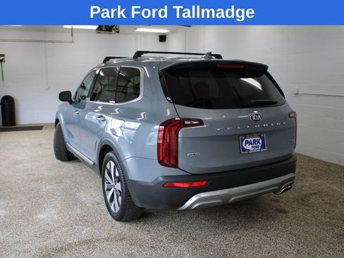 Used 2020 Kia Telluride S w/ S 8 Passenger Seating Package image 3