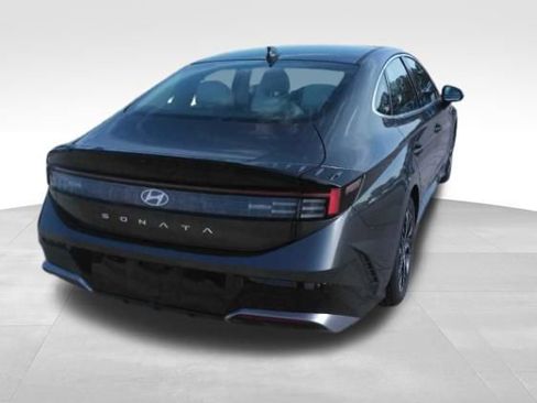 Used 2025 Hyundai Sonata SEL FWD image 3