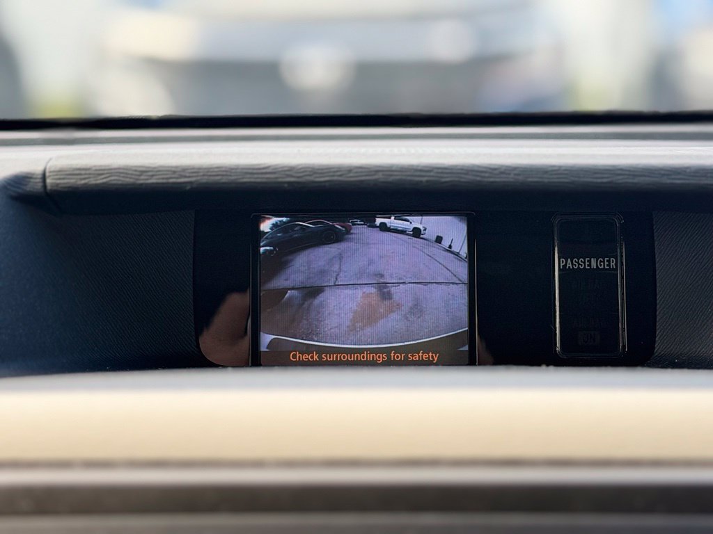 Used 2014 Toyota Sienna XLE FWD image 31