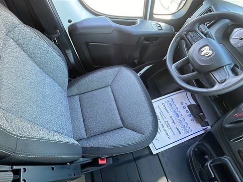 New 2025 RAM ProMaster 2500 image 16