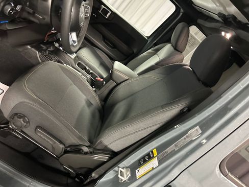 Used 2025 Jeep Wrangler Unlimited Sahara w/ Safety Group image 12