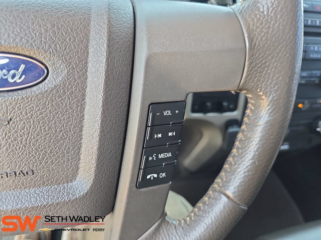 Used 2011 Ford F150 XLT w/ XLT Chrome Pkg AWD/4WD image 17