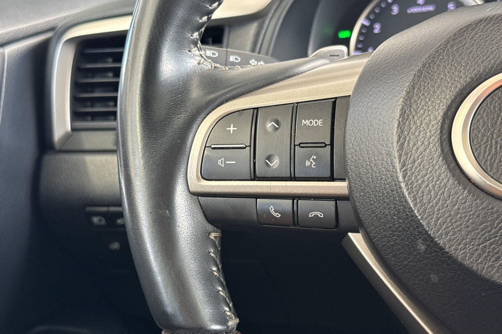 Used 2022 Lexus RX 350 FWD w/ Premium Package image 31