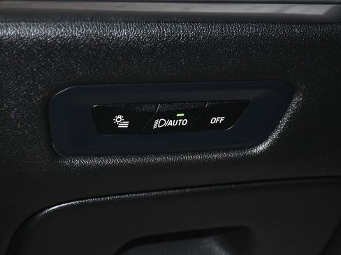 Used 2024 BMW X5 M60i image 23