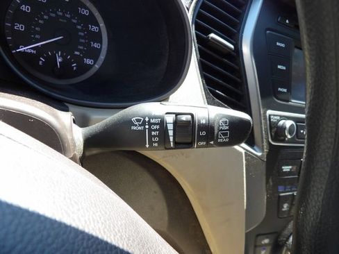 Used 2017 Hyundai Santa Fe Sport AWD/4WD image 17