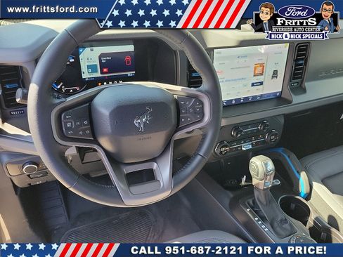 New 2024 Ford Bronco Black Diamond w/ Sasquatch Package image 4
