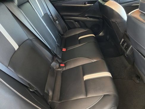 Used 2026 Toyota Camry SE w/ Convenience Package FWD image 32