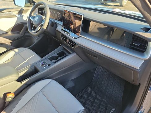 New 2026 Volkswagen Tiguan SE R-Line AWD/4WD image 28