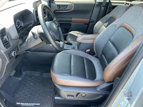 Used 2024 Ford Bronco Sport Outer Banks w/ Tech Package AWD/4WD image 16
