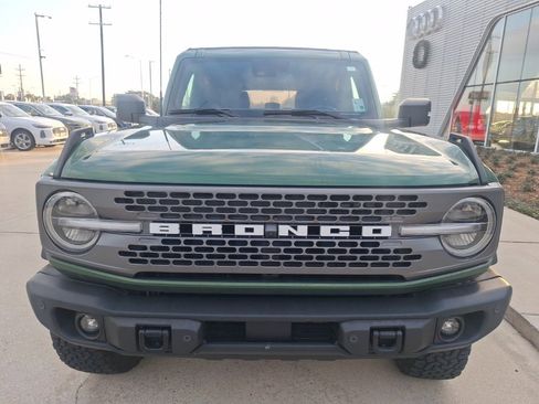 Used 2023 Ford Bronco Badlands image 3