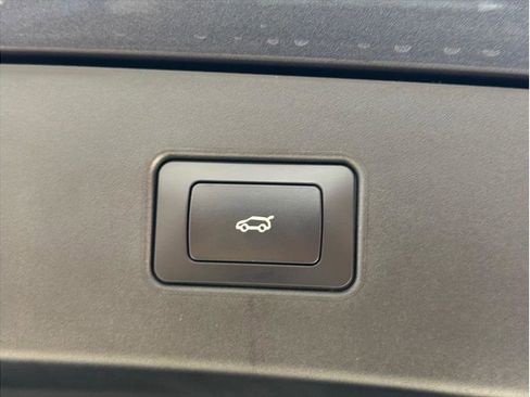 Used 2023 Fisker Ocean Extreme image 35