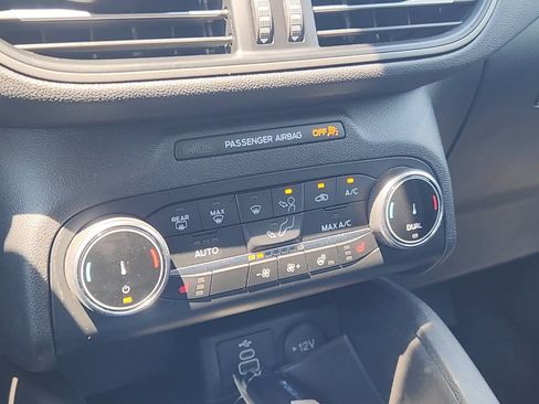 Certified 2024 Ford Escape Active AWD/4WD image 28